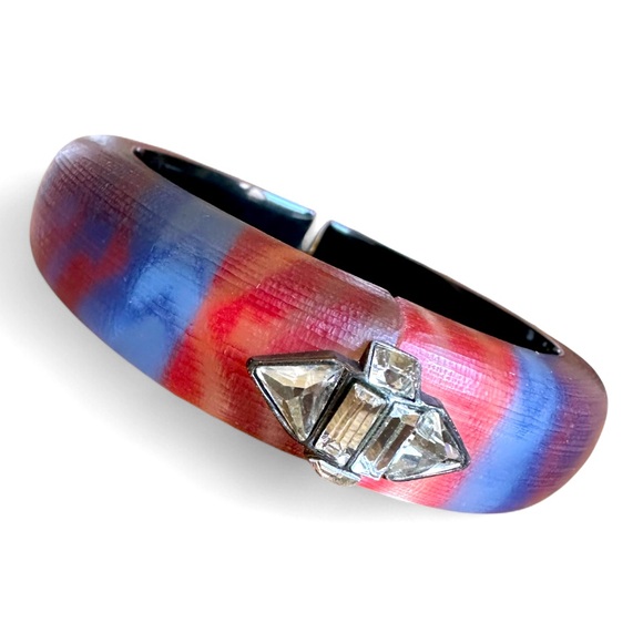 Alexis Bittar Georgia O'Keeffe Navajo Red Purple Lucite Bangle
Bracelet Quartz - Picture 1 of 10